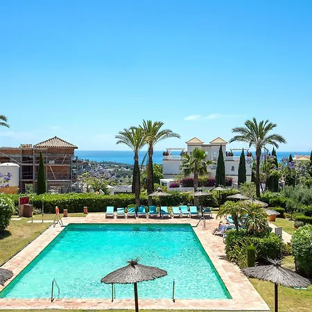 Genteel Flamingos Golf Apartment Estepona