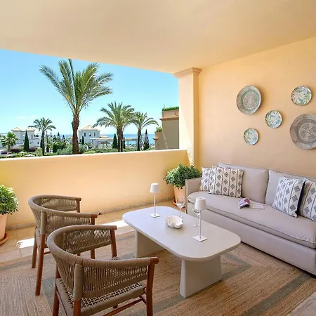 Genteel Flamingos Golf Apartment Estepona